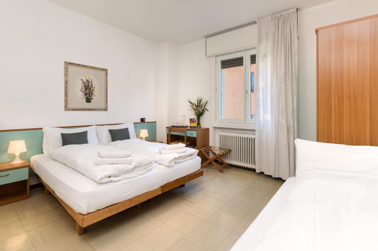Hotel Martinelli Ronzo-Chienis Bagian luar foto